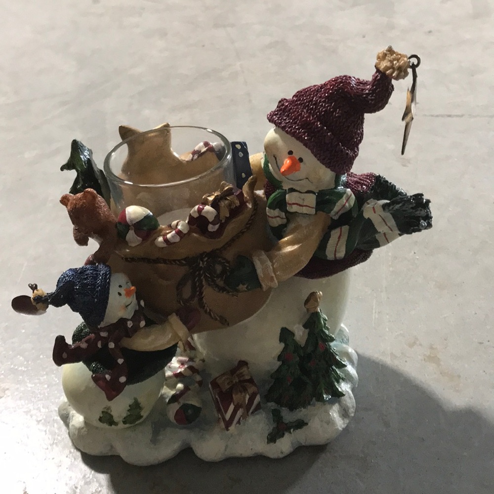 Snowman candle holder